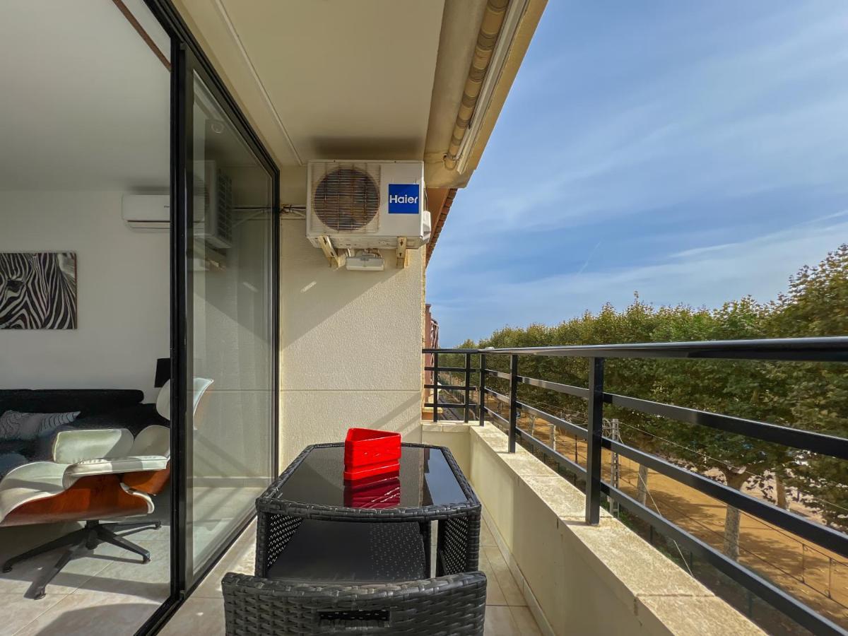 Vivalidays Yolanda Apartment กาเลญา ภายนอก รูปภาพ